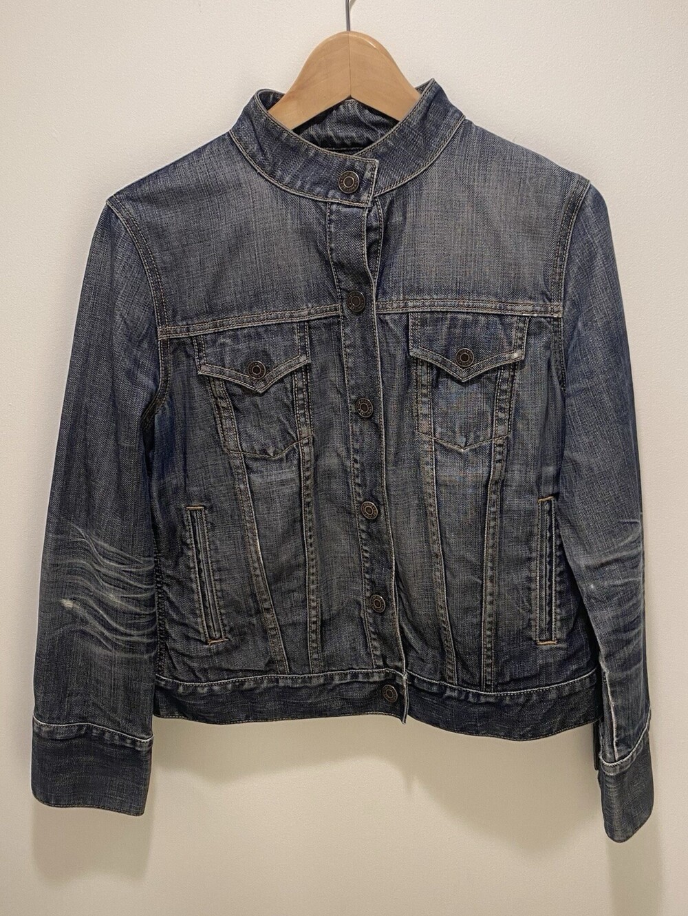Vintage Y2K Gap Women’s 100% Cotton Denim‎ Jean Jacket Size Medium